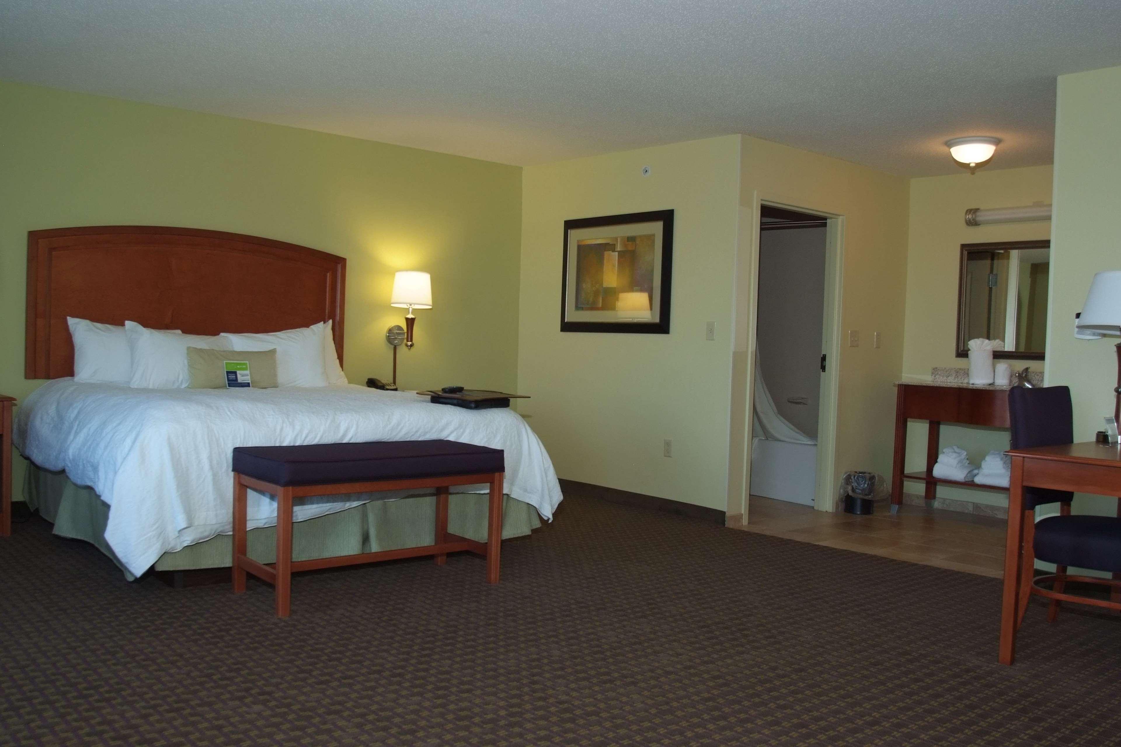 Hampton Inn Macomb Oda fotoğraf
