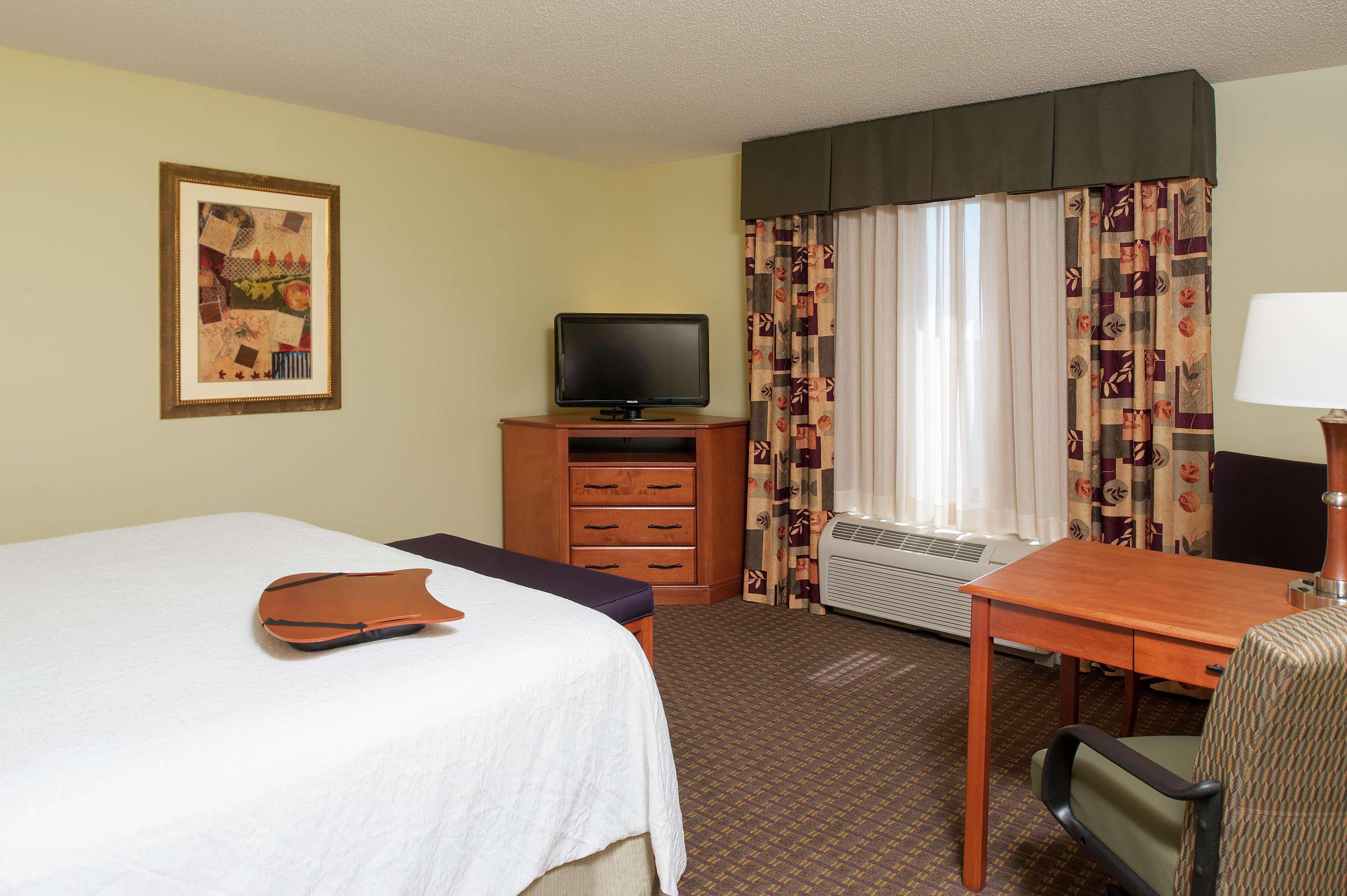 Hampton Inn Macomb Dış mekan fotoğraf